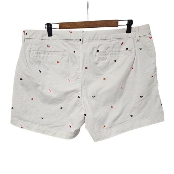 Tommy Hilfiger Logo Shorts White Size 18 - Picture 2 of 5